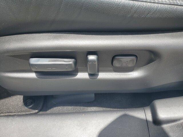 used 2021 Honda Pilot car, priced at $23,315