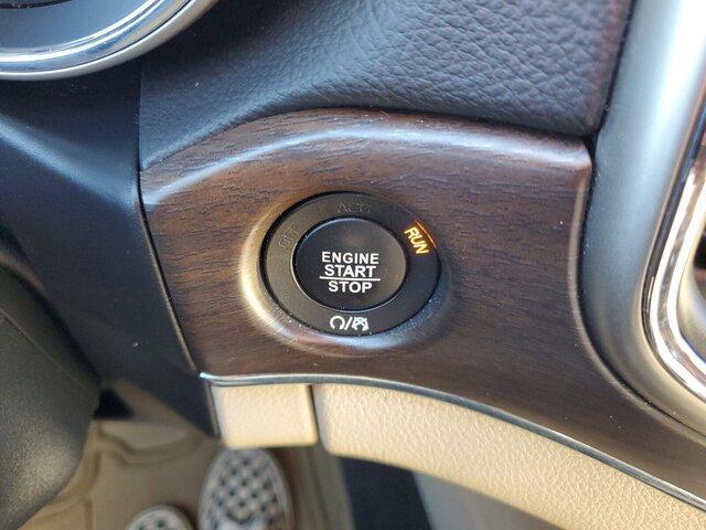 used 2016 Jeep Grand Cherokee car, priced at $15,988