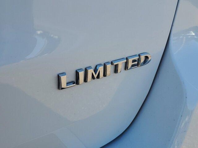 used 2016 Jeep Grand Cherokee car, priced at $15,988