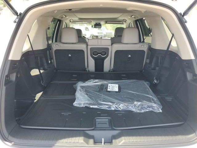 new 2025 Honda Pilot car, priced at $45,719