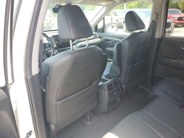 used 2021 Honda Pilot car, priced at $19,444
