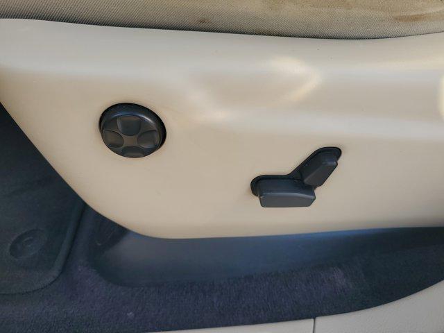 used 2017 Jeep Grand Cherokee car, priced at $14,455