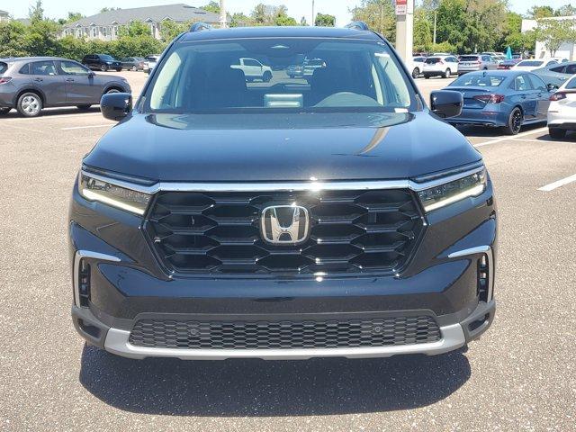 new 2025 Honda Pilot car, priced at $47,040