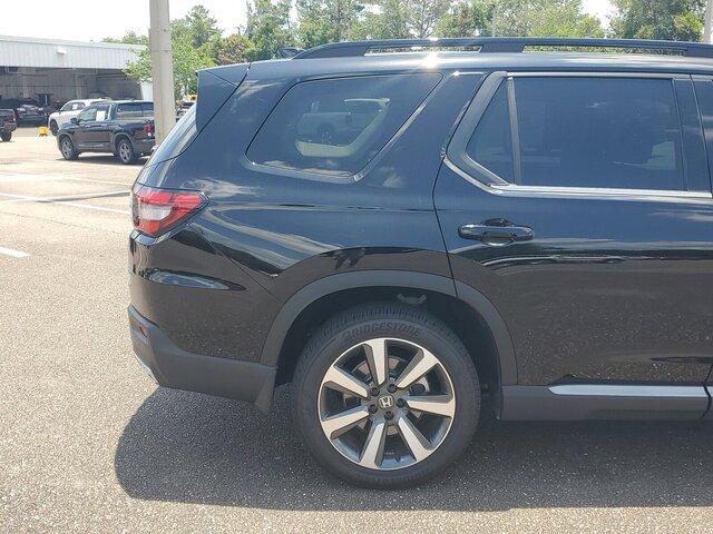 used 2023 Honda Pilot car, priced at $40,517
