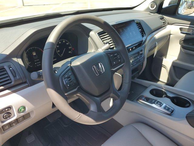 new 2025 Honda Ridgeline car, priced at $44,014