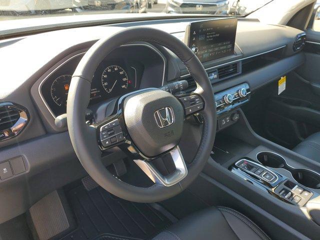new 2025 Honda Pilot car, priced at $44,695