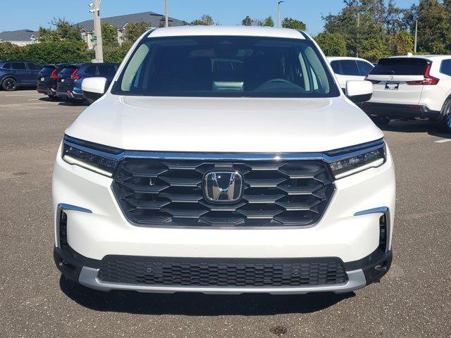 new 2025 Honda Pilot car, priced at $44,695