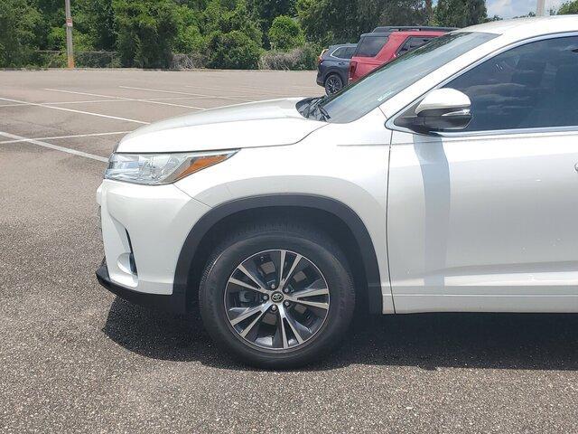 used 2018 Toyota Highlander car, priced at $17,988