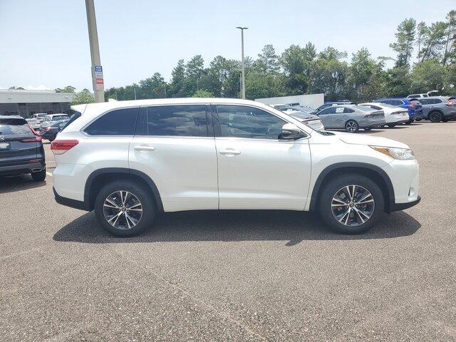 used 2018 Toyota Highlander car, priced at $17,988