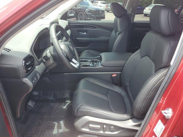 new 2025 Honda Pilot car, priced at $45,719