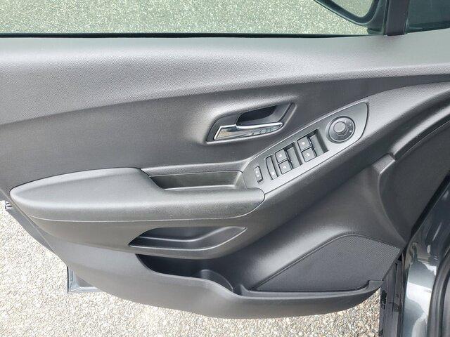 used 2018 Chevrolet Trax car, priced at $13,555