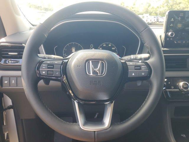 new 2025 Honda Pilot car, priced at $44,650
