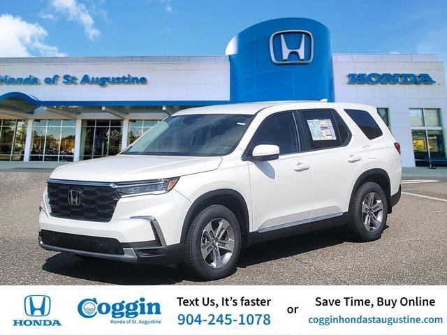 new 2025 Honda Pilot car, priced at $44,650