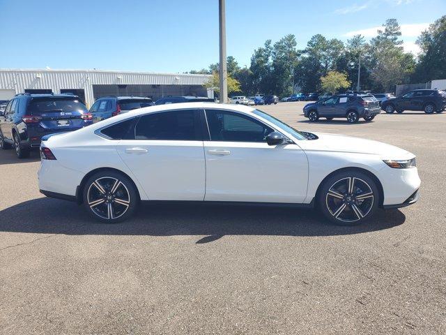 new 2025 Honda Accord Hybrid car, priced at $33,700