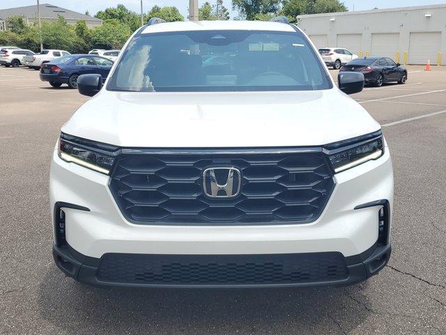 new 2025 Honda Pilot car, priced at $40,187