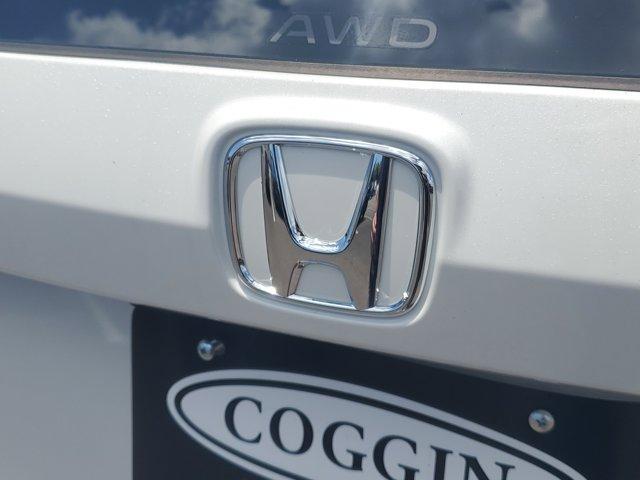 new 2026 Honda CR-V Hybrid car, priced at $39,960