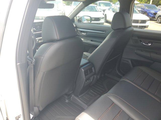 new 2026 Honda CR-V Hybrid car, priced at $39,960