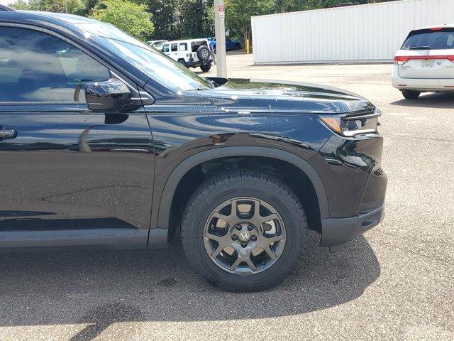 used 2025 Honda Pilot car, priced at $45,696