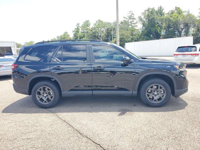 used 2025 Honda Pilot car, priced at $45,696