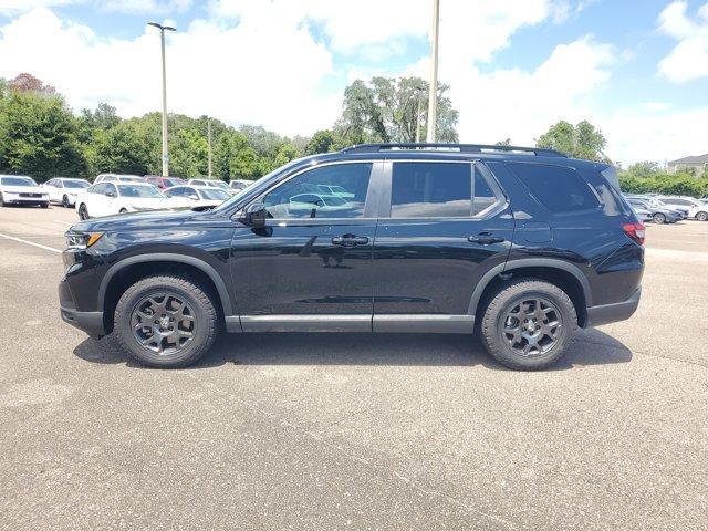 used 2025 Honda Pilot car, priced at $45,696
