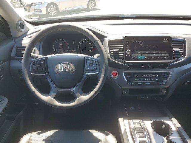 new 2025 Honda Ridgeline car, priced at $42,192