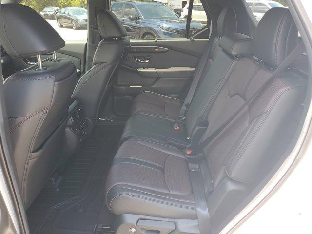 new 2025 Honda Pilot car, priced at $53,564