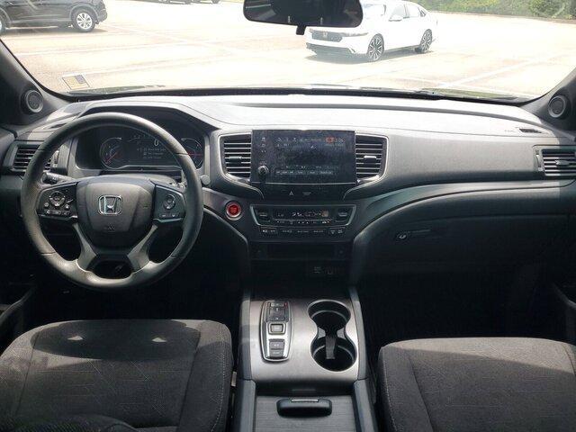 used 2022 Honda Pilot car, priced at $25,498