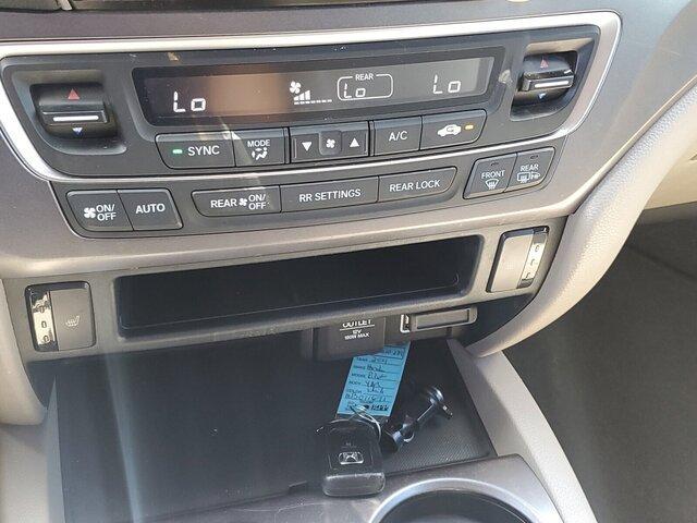 used 2021 Honda Pilot car, priced at $21,888