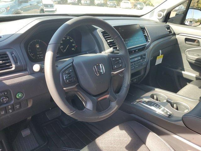 new 2025 Honda Ridgeline car, priced at $39,907