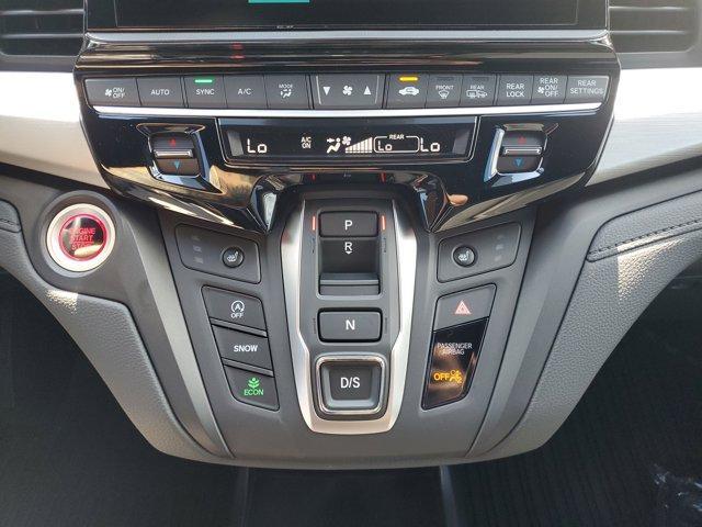 new 2026 Honda Odyssey car, priced at $43,095