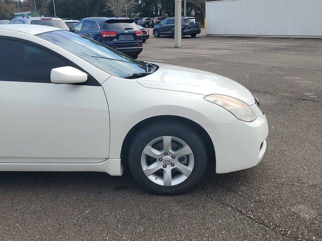 used 2009 Nissan Altima car, priced at $7,981
