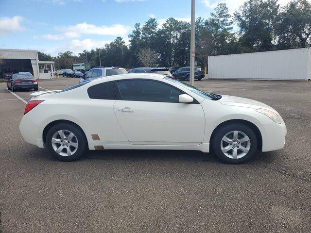 used 2009 Nissan Altima car, priced at $7,981