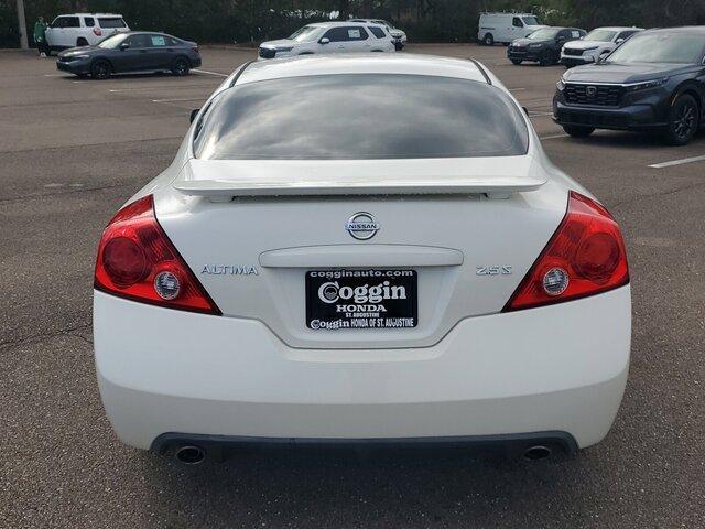 used 2009 Nissan Altima car, priced at $7,981