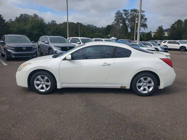 used 2009 Nissan Altima car, priced at $7,981