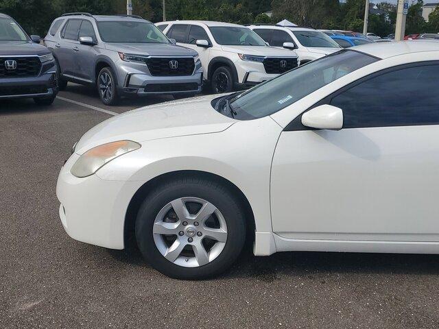 used 2009 Nissan Altima car, priced at $7,981