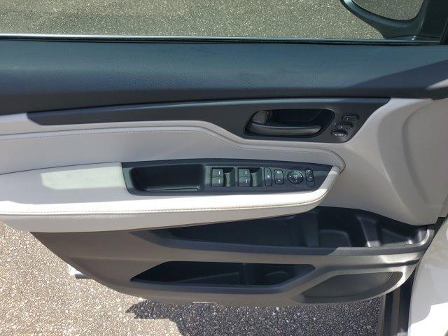 new 2025 Honda Odyssey car, priced at $41,479