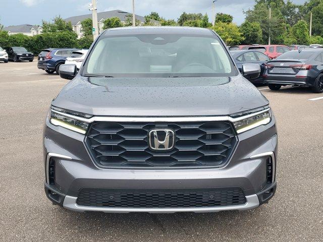 new 2025 Honda Pilot car, priced at $44,815