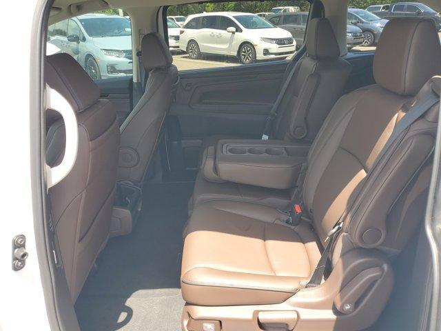 new 2025 Honda Odyssey car, priced at $45,456