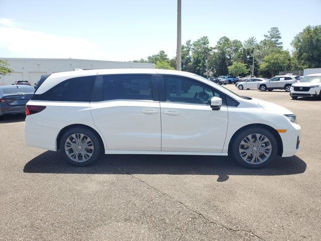 new 2025 Honda Odyssey car, priced at $45,456