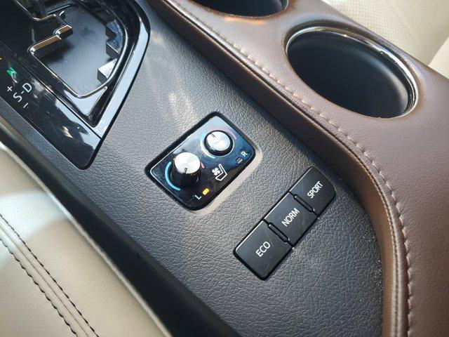 used 2016 Toyota Avalon car, priced at $16,582