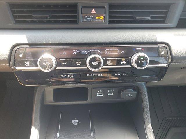 new 2025 Honda Pilot car, priced at $47,703