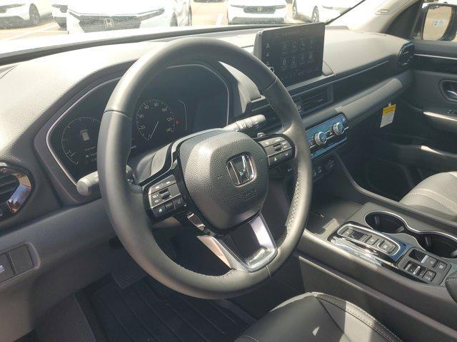 new 2025 Honda Pilot car, priced at $47,703