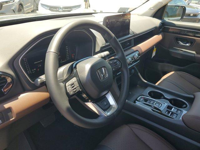 new 2025 Honda Pilot car, priced at $51,760