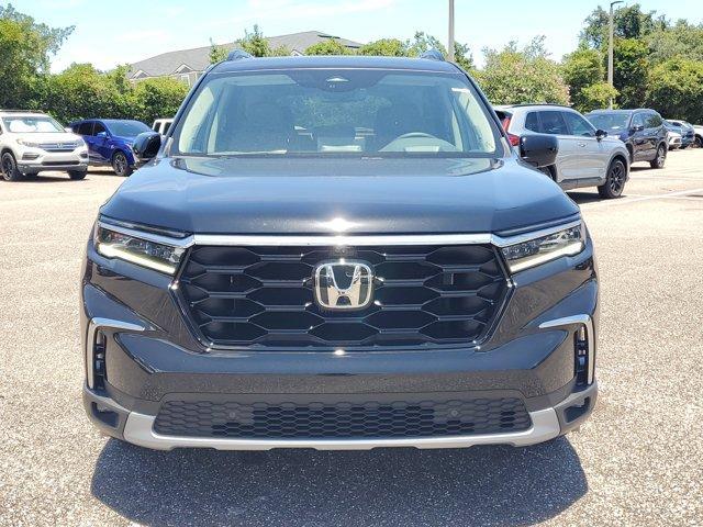 new 2025 Honda Pilot car, priced at $51,760