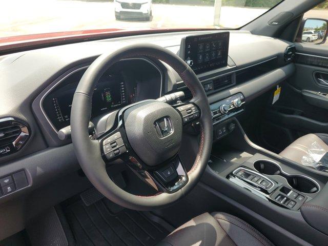 new 2025 Honda Pilot car, priced at $51,981