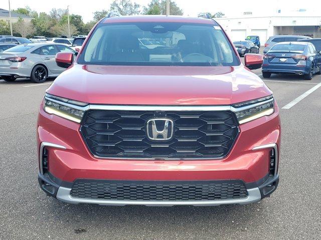new 2025 Honda Pilot car, priced at $51,276