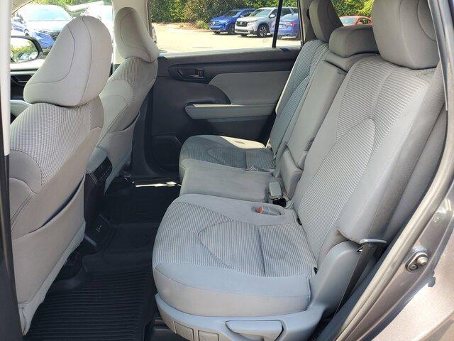 used 2023 Toyota Highlander car, priced at $30,986