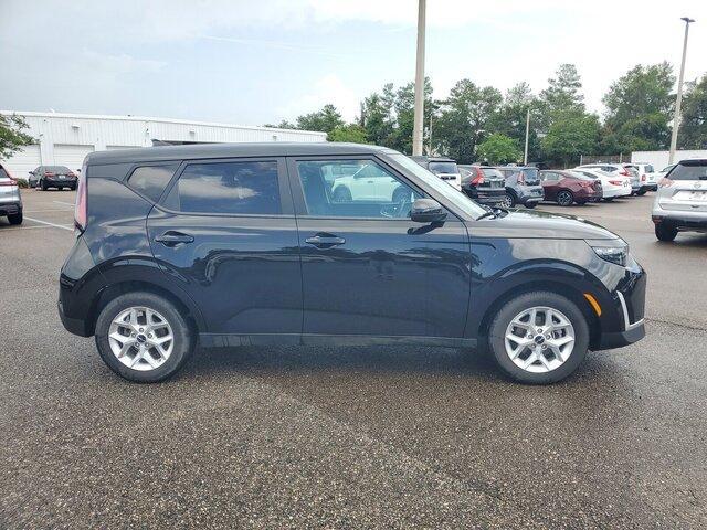 used 2023 Kia Soul car, priced at $17,441