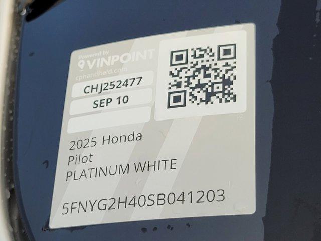 new 2025 Honda Pilot car, priced at $42,725