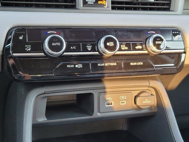 new 2025 Honda Pilot car, priced at $42,725